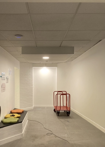 esat arbre mur nu copie.jpg