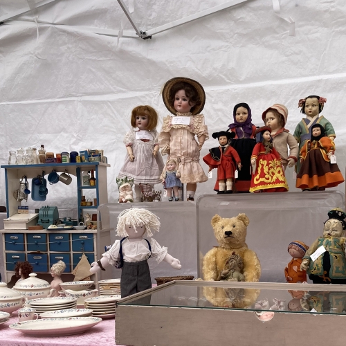 3-neustadt brocante stand ?.jpg