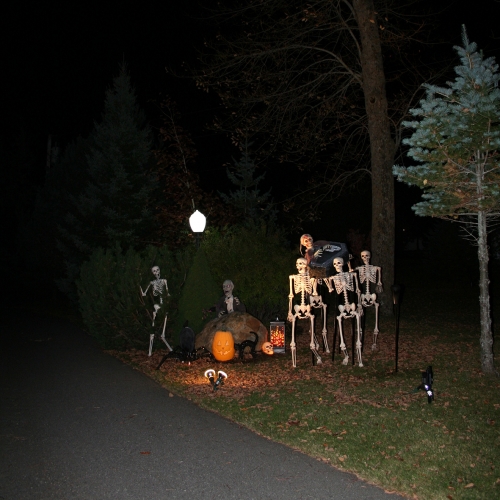 halloween bord de route.jpg